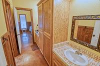 Frio Canyon Real Estate - Martin Martinez