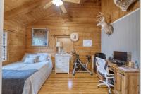 Frio Canyon Real Estate - Martin Martinez